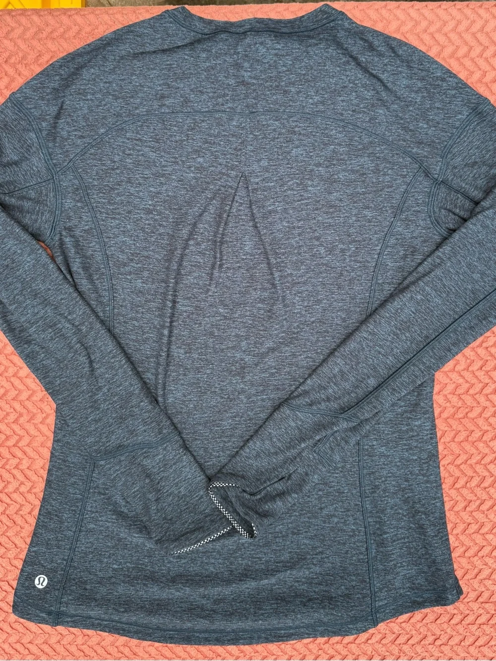 7 long sleeve, Lululemon shirts lot all in pristine condition see all pictures!😀